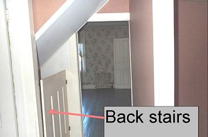 gal/House Tour - Joseph Button House ca 1805/tn_DCP_1631.jpg